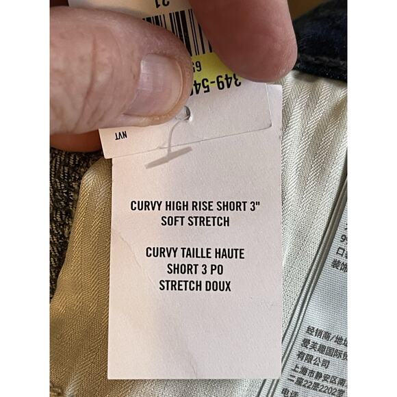 NWT Hollister 3” Curvy High Rise Jean Denim Shorts 21 / 20 W35 - Picture 11 of 11